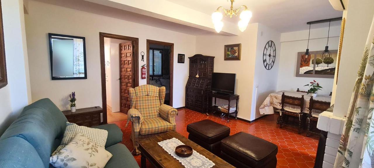 Casa Pini Lägenhet San Martín de Valdeiglesias Exteriör bild