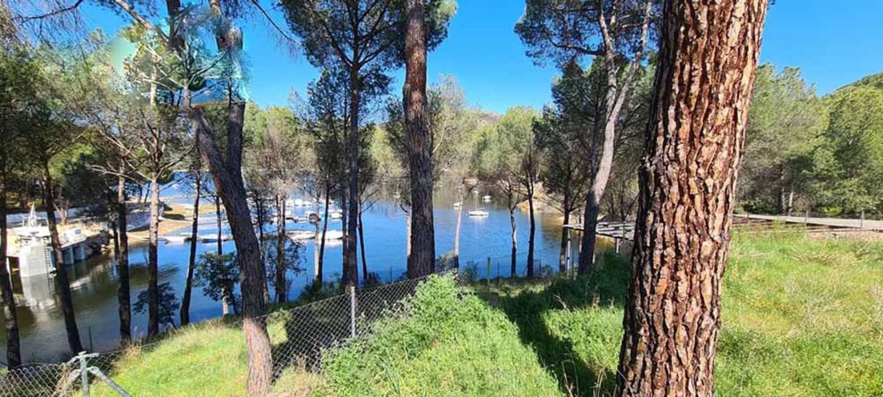 Casa Pini Lägenhet San Martín de Valdeiglesias Exteriör bild